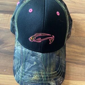 Lac Seul Floating Lodges Fishouflage Walleye Camo Cap